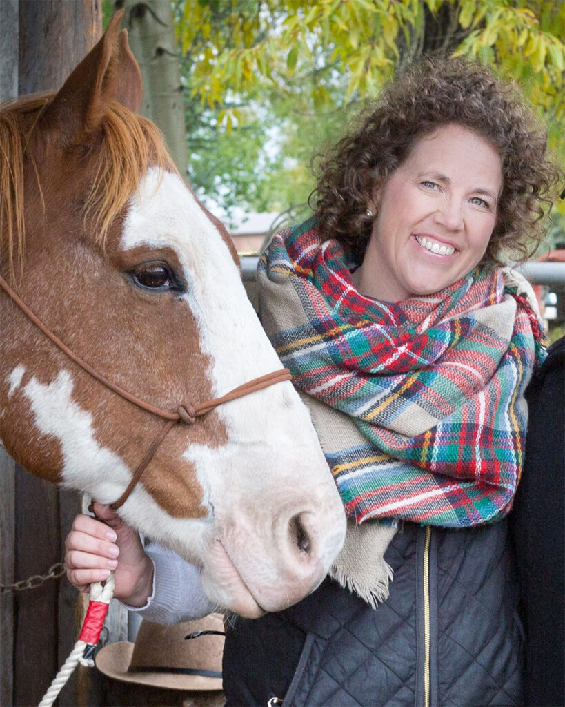 Hanna Peterson with horse